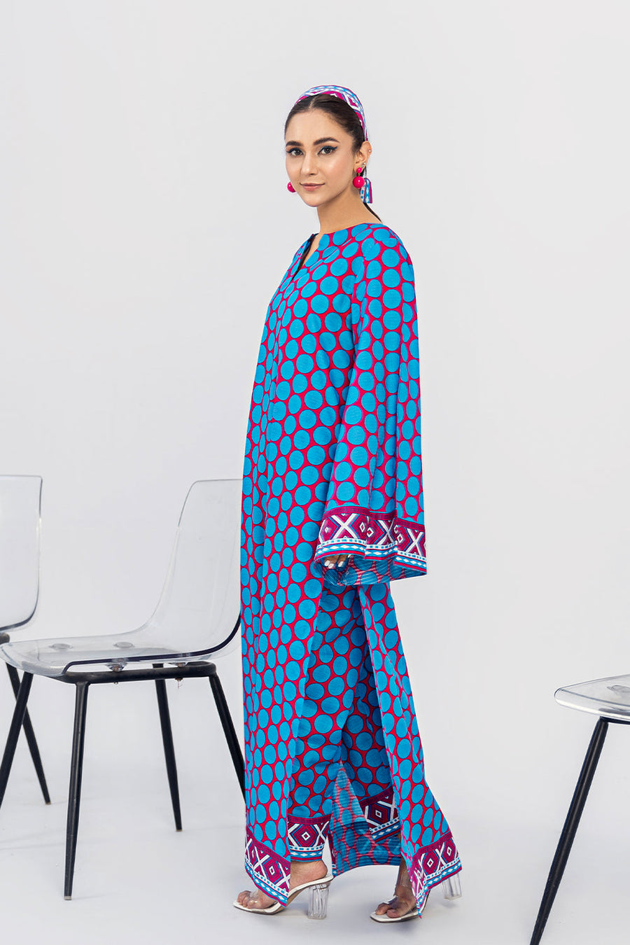 Safwa Orla Unstitched Printed Lawn 2Piece Suit - OR 93