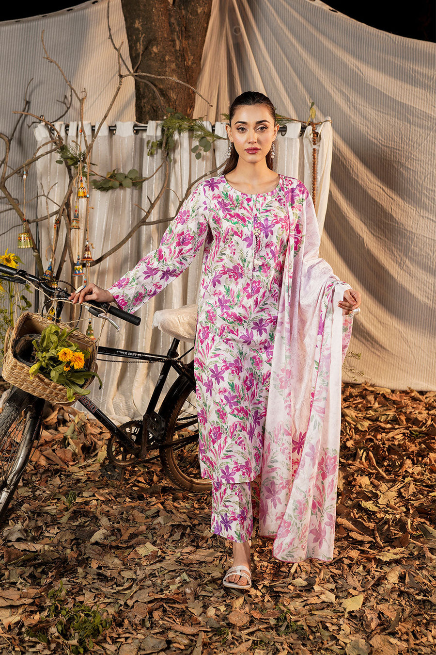 Safwa Printed Lawn Pret 3Pc Suit ( Ready To Wear ) P000512