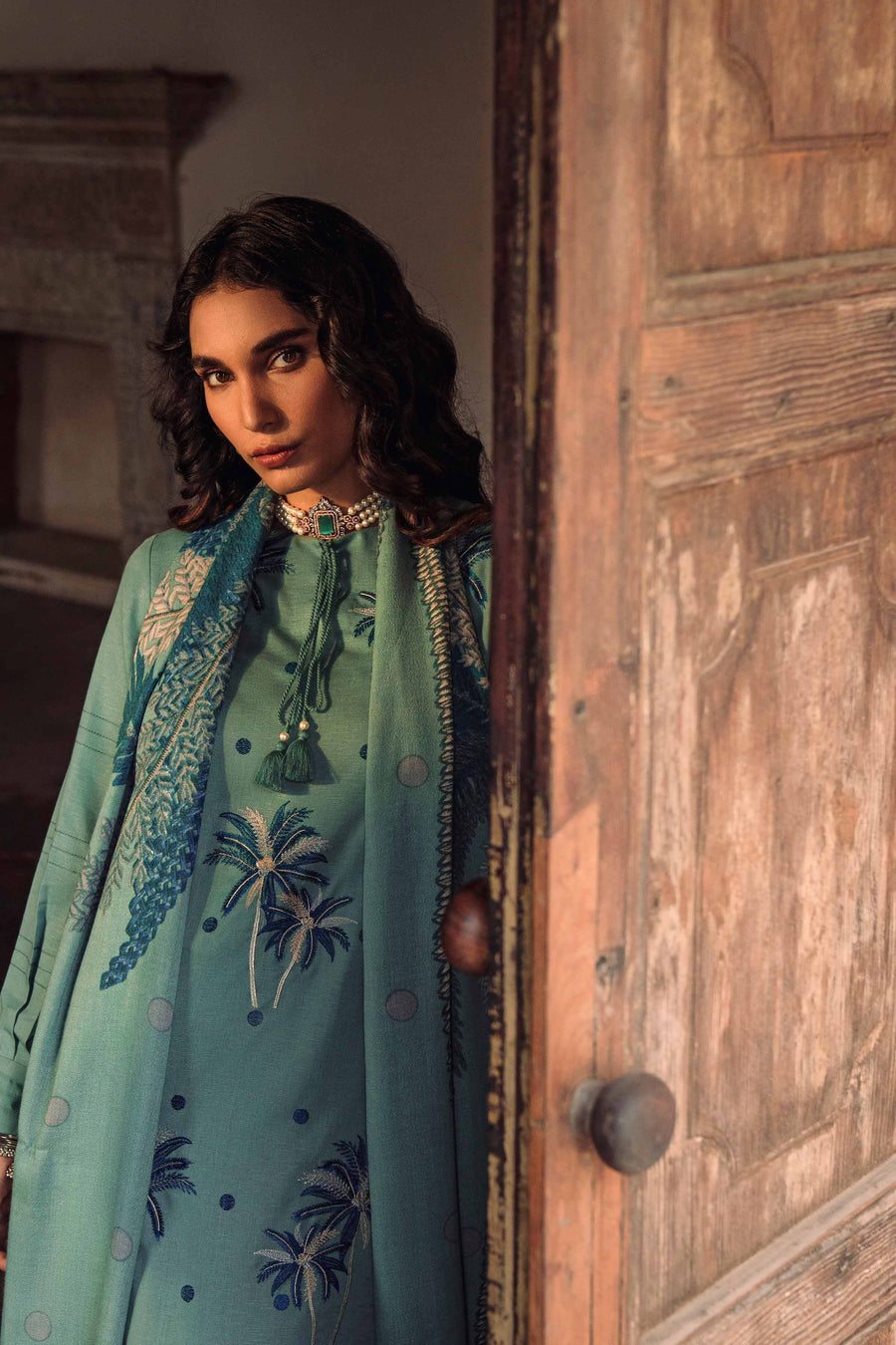 Nishat Sunehray Din Embroidered Karandi Unstitched 3Pc Suit - 42303040