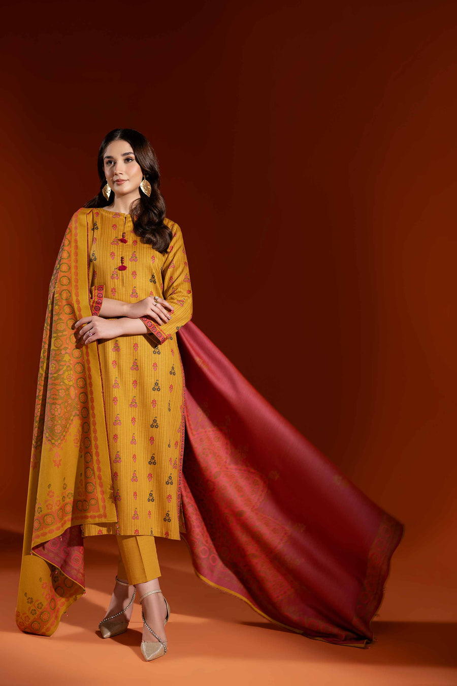 Nishat Sunehray Din Printed Karandi Unstitched 3Pc Suit - 42303060