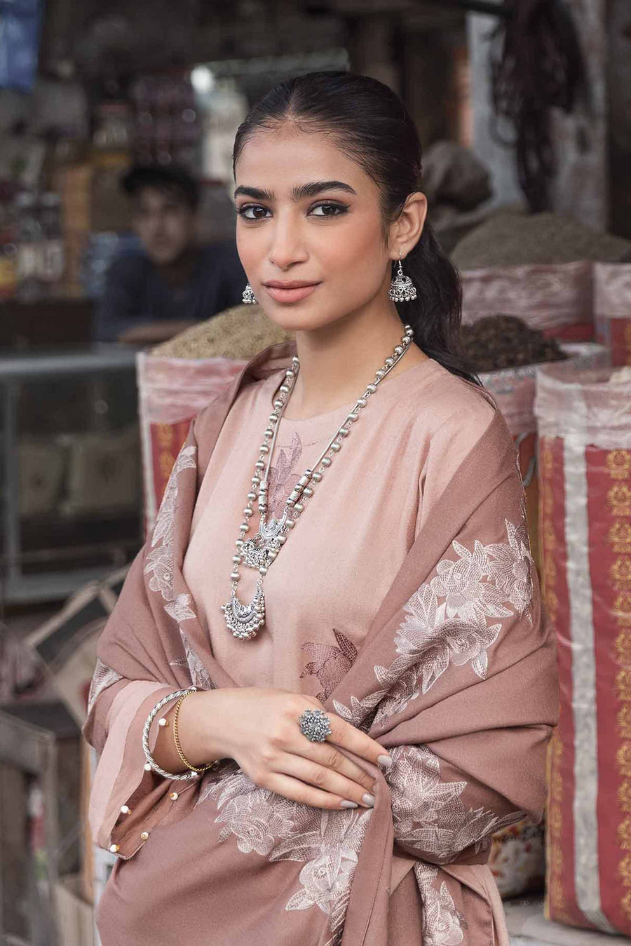 Nishat Sunehray Din Embroidered Karandi Unstitched 3Pc Suit - 42303065
