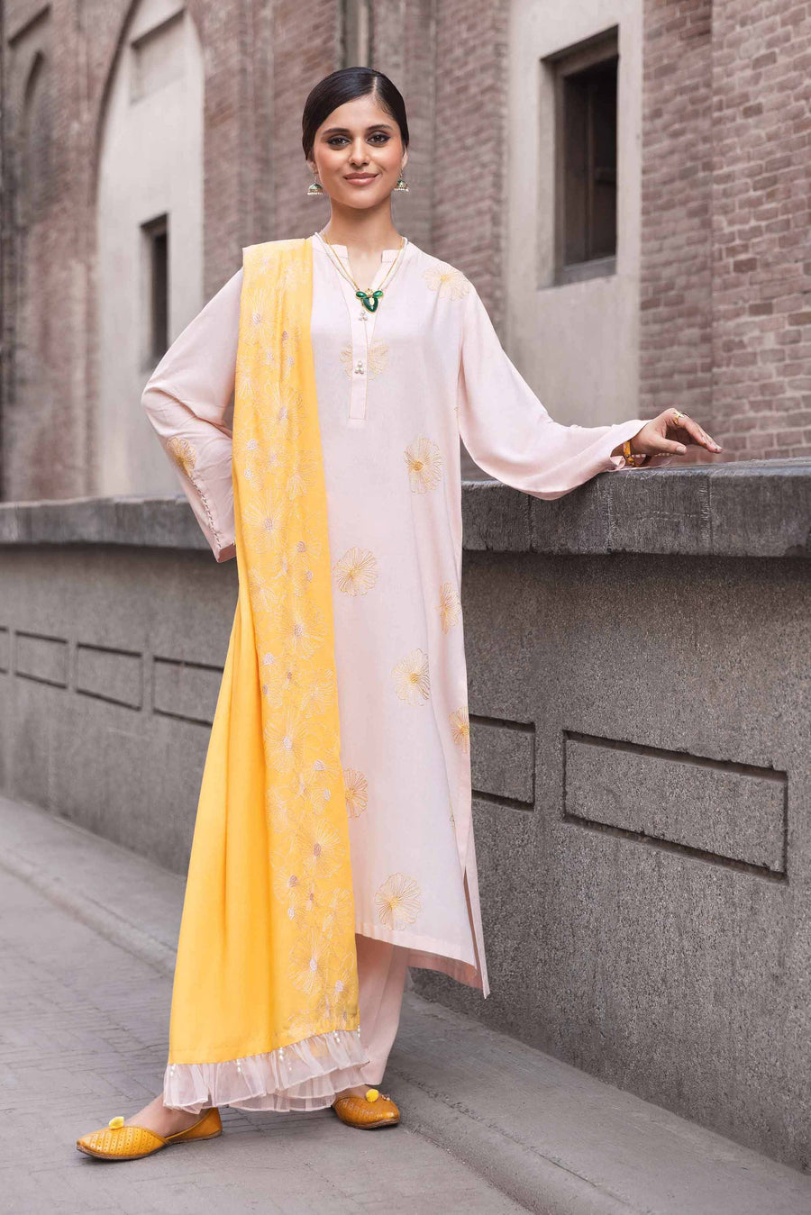 Nishat Sunehray Din Embroidered Karandi Unstitched 3Pc Suit - 42303068