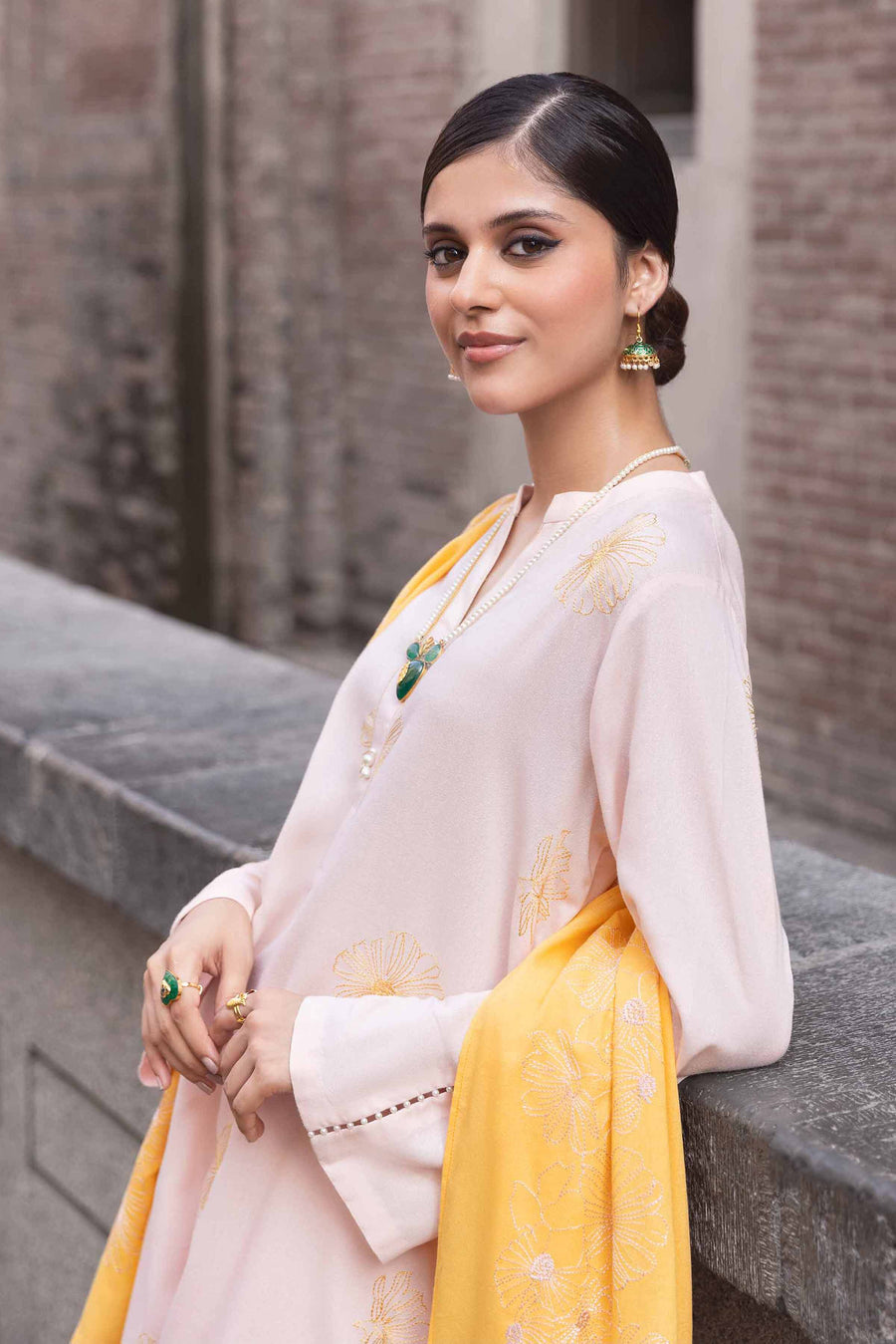 Nishat Sunehray Din Embroidered Karandi Unstitched 3Pc Suit - 42303068