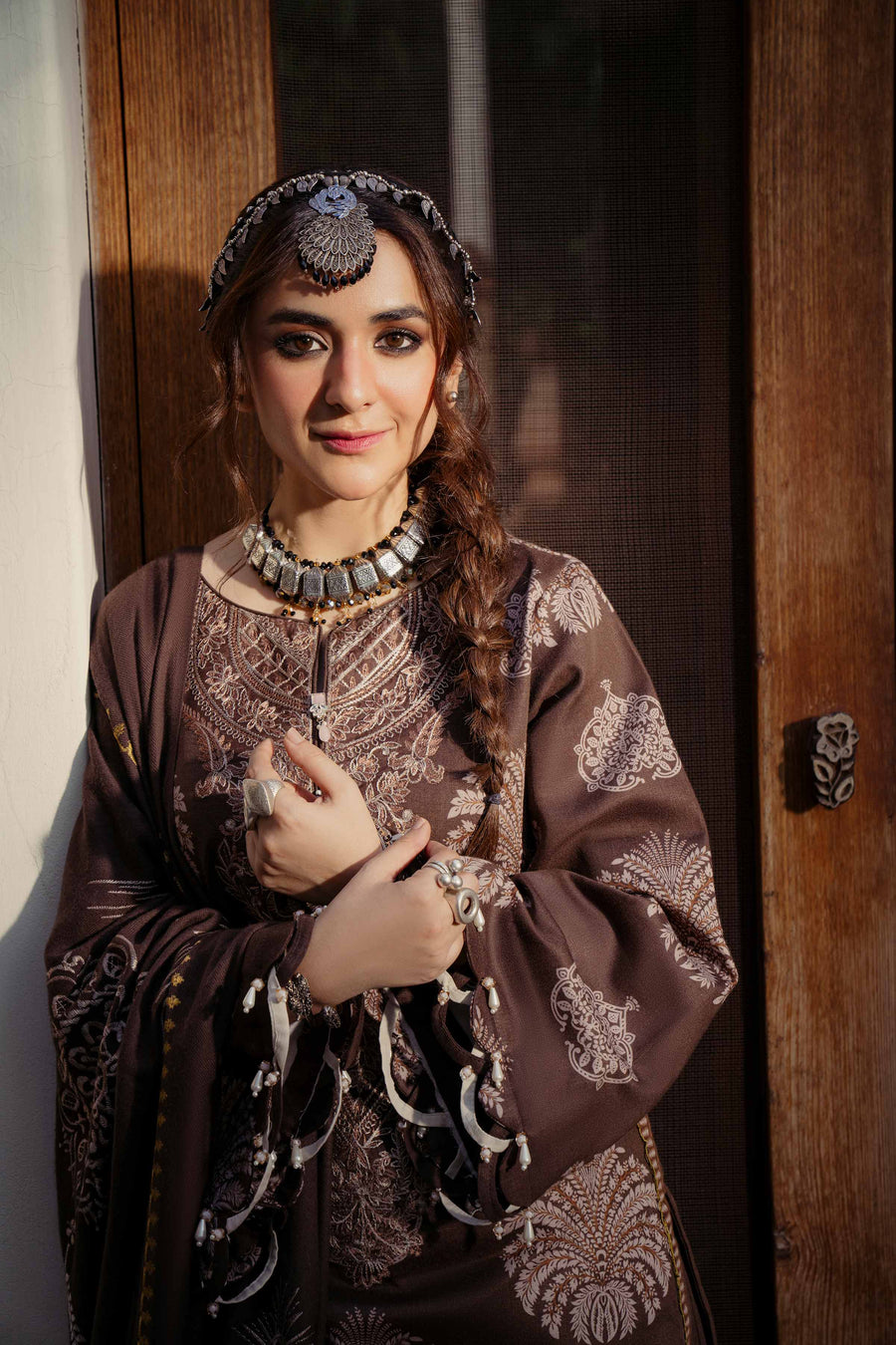 Nishat Sunehray Din Embroidered Karandi Unstitched 3Pc Suit - 42303074