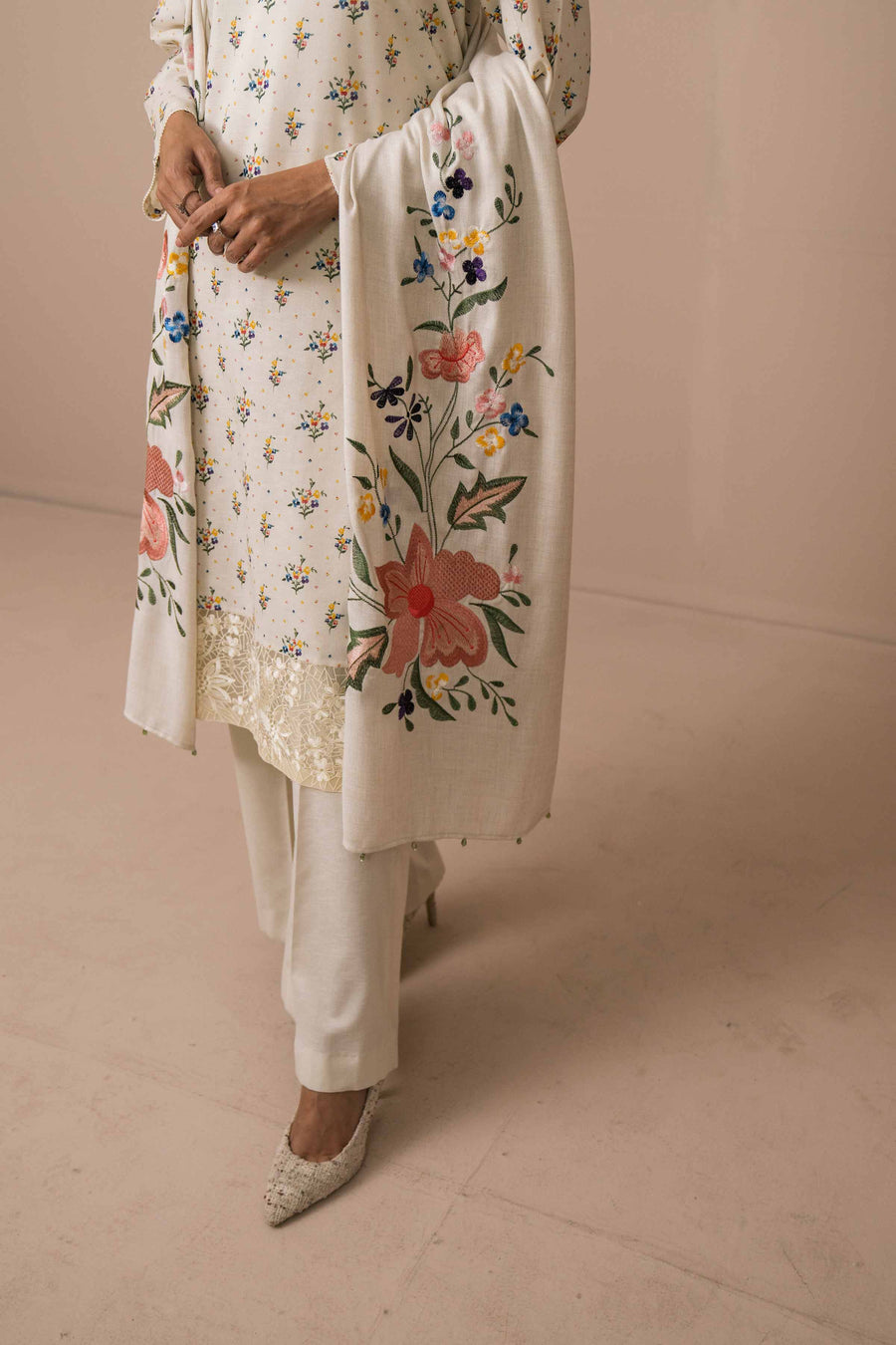 Nishat Sunehray Din Embroidered Karandi Unstitched 3Pc Suit - 42303079