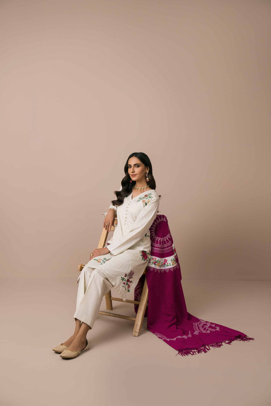 Nishat Sunehray Din Embroidered Karandi Unstitched 3Pc Suit - 42303091