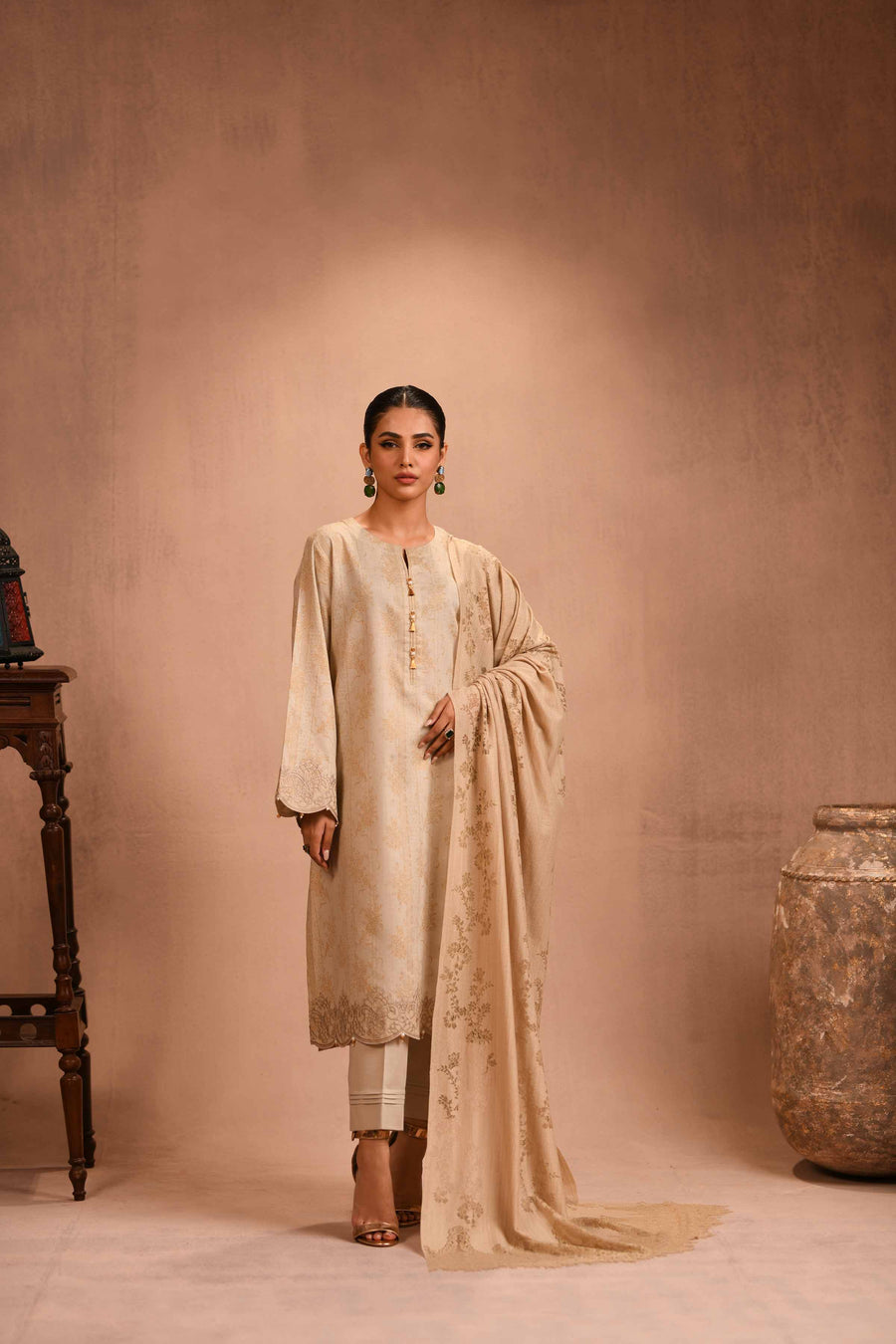 Nishat Sunehray Din Embroidered Karandi Unstitched 3Pc Suit - 42303095