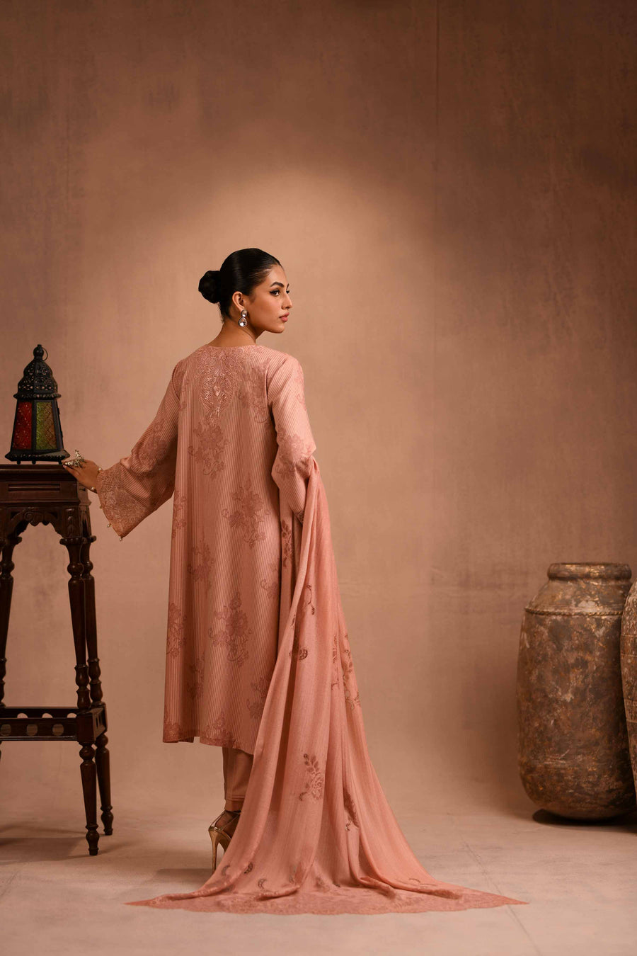 Nishat Sunehray Din Embroidered Karandi Unstitched 3Pc Suit - 42303097