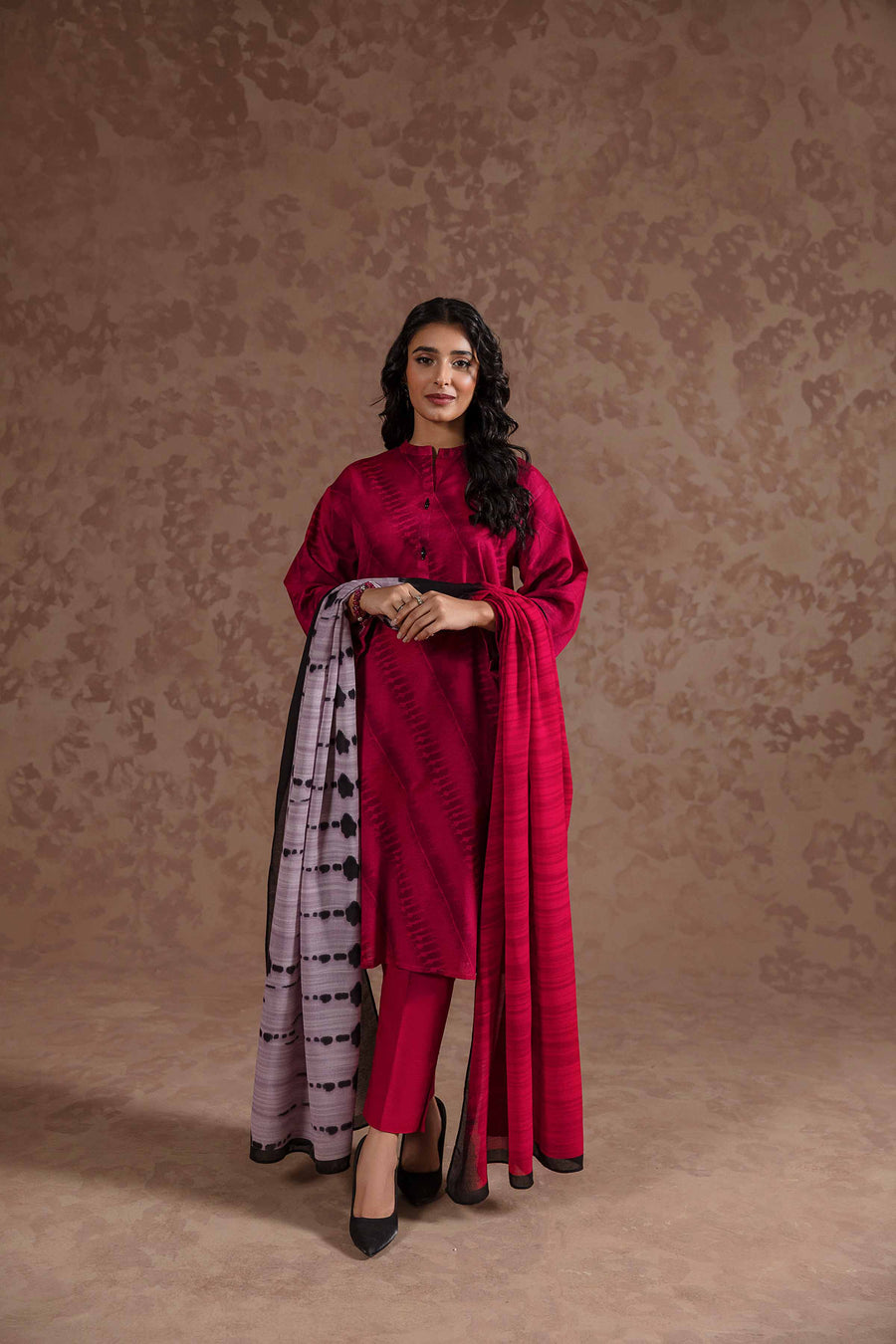 Nishat Sunehray Din Printed Khaddar Unstitched 3Pc Suit - 42303103