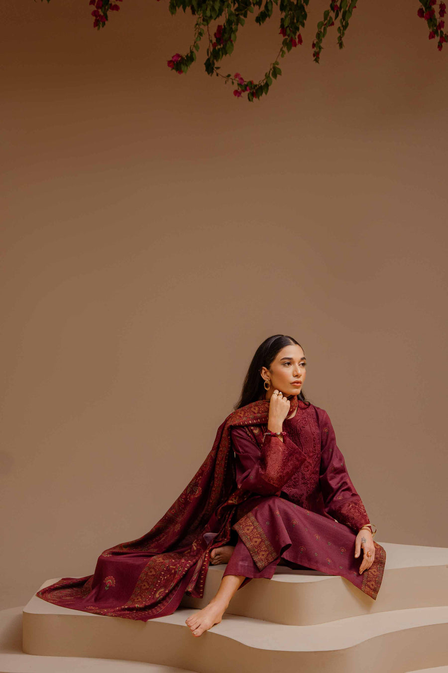 Nishat Sunehray Din Embroidered Khaddar Unstitched 3Pc Suit - 42303132