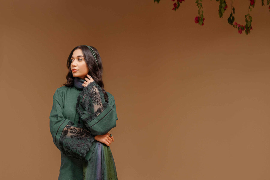 Nishat Sunehray Din Embroidered Khaddar Unstitched 3Pc Suit - 42303134