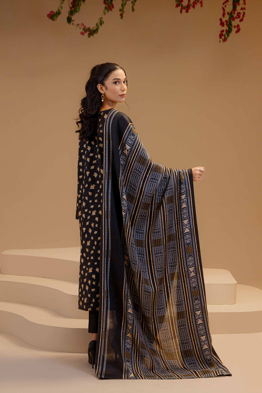 Nishat Sunehray Din Embroidered Khaddar Unstitched 3Pc Suit - 42303140