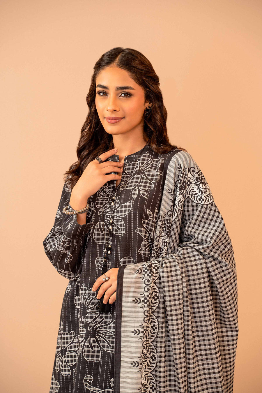 Nishat Winter Printed Khaddar Unstitched 3Pc Suit - 42303279