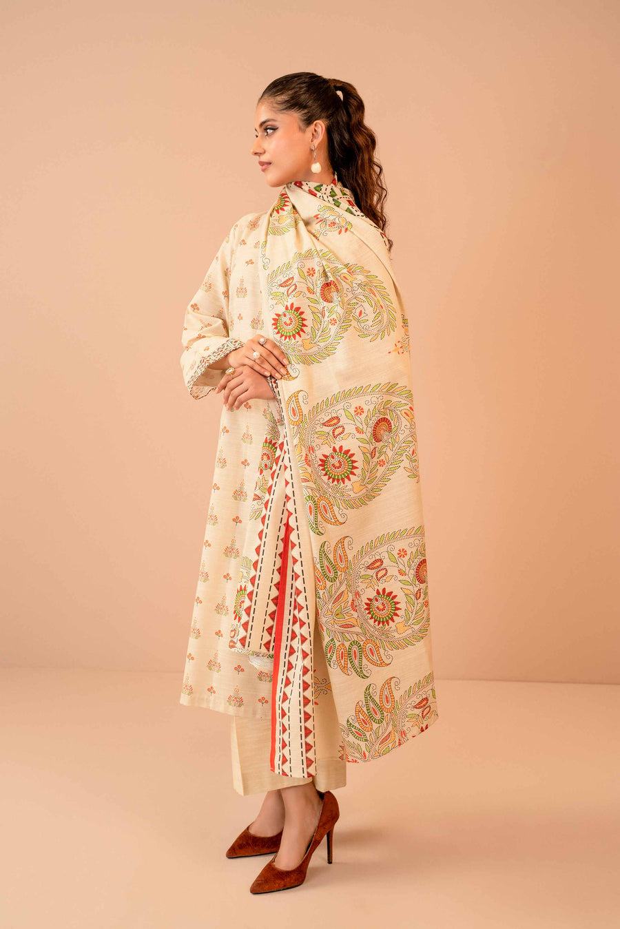 Nishat Winter Printed Khaddar Unstitched 3Pc Suit - 42303283