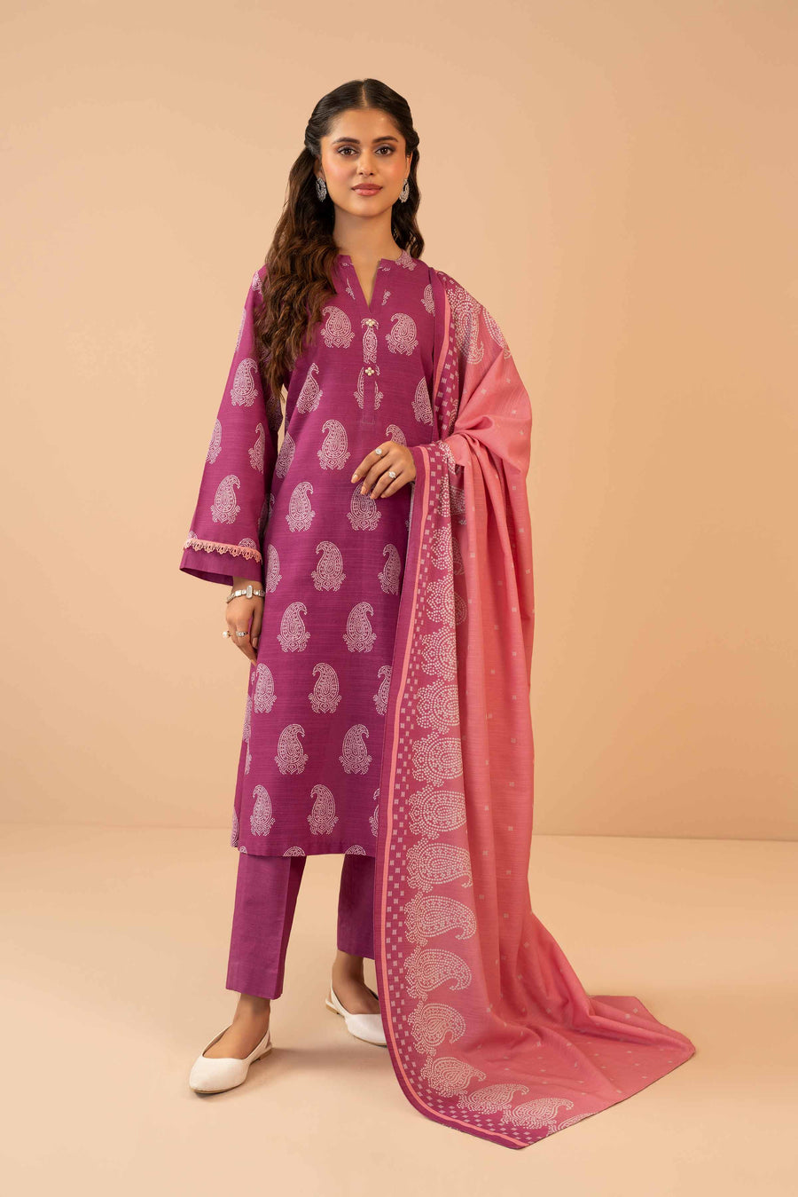 Nishat Winter Printed Khaddar Unstitched 3Pc Suit - 42303284