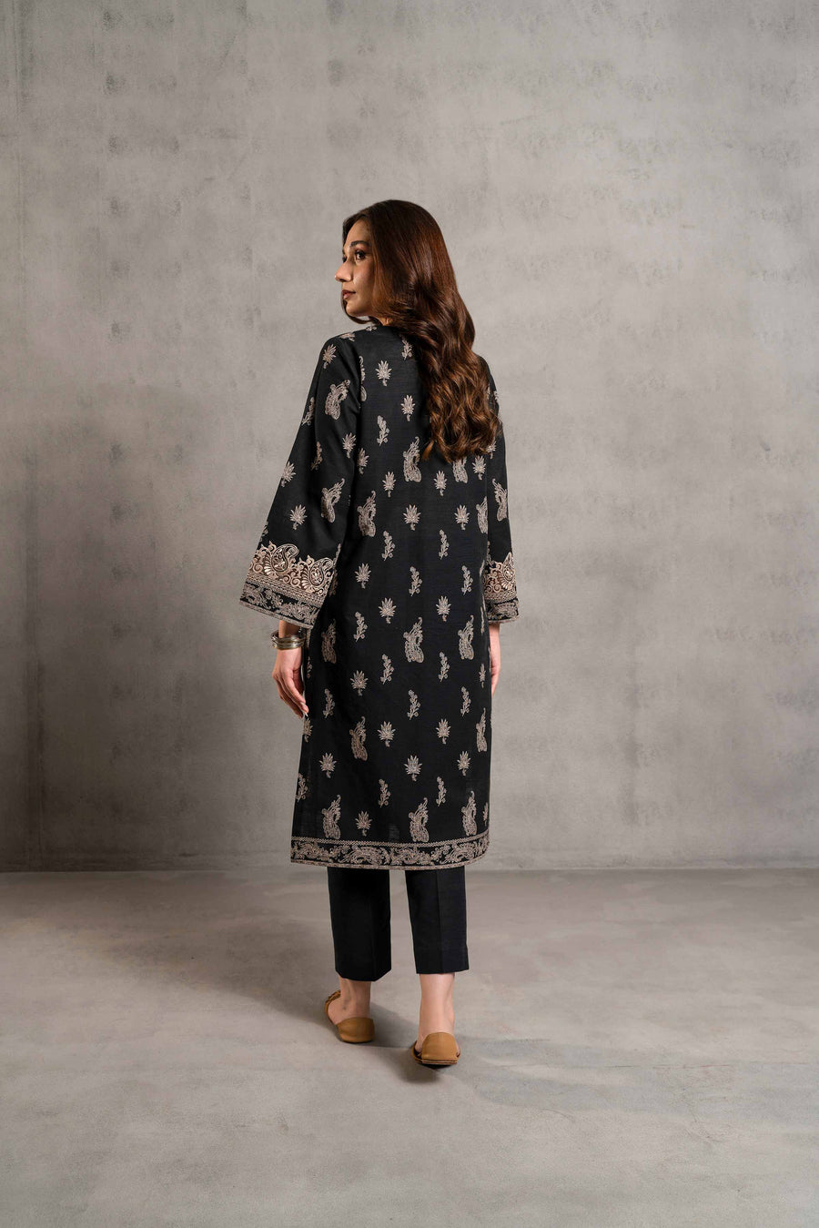 Nishat Sunehray Din Embroidered Khaddar Unstitched 2Pc Suit - 42303297