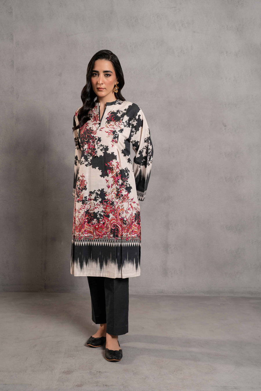 Nishat Sunehray Din Printed Khaddar Unstitched 2Pc Suit - 42303302