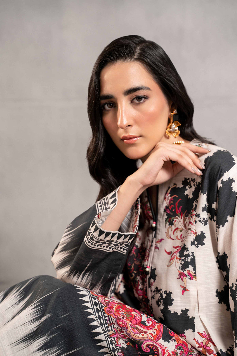 Nishat Sunehray Din Printed Khaddar Unstitched 2Pc Suit - 42303302