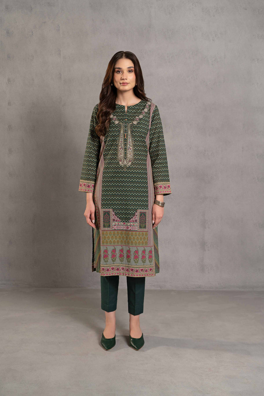 Nishat Sunehray Din Printed Khaddar Unstitched 2Pc Suit - 42303303