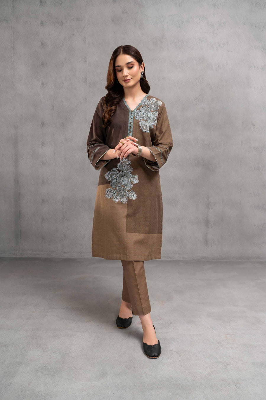 Nishat Sunehray Din Printed Khaddar Unstitched 2Pc Suit - 42303307