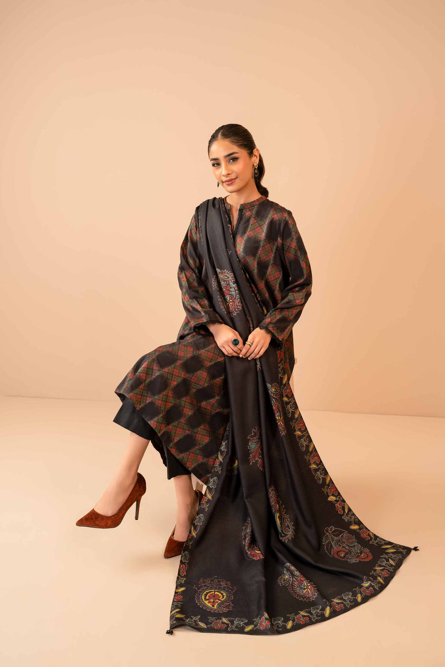 Nishat Winter Printed Jacquard Unstitched 3Pc Suit - 42303463