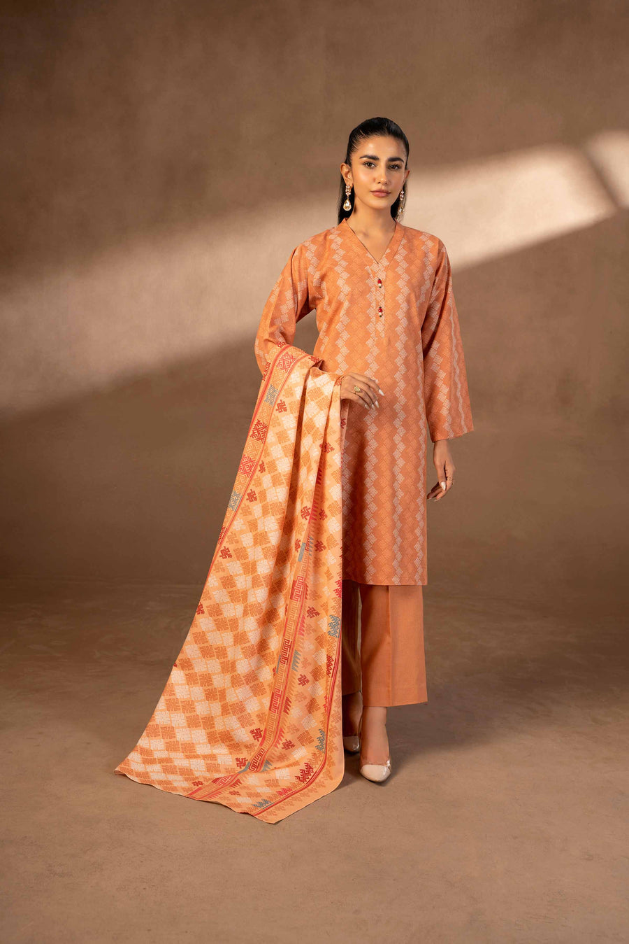 Nishat Sunehray Din Printed Khaddar Unstitched 3Pc Suit - 42306476