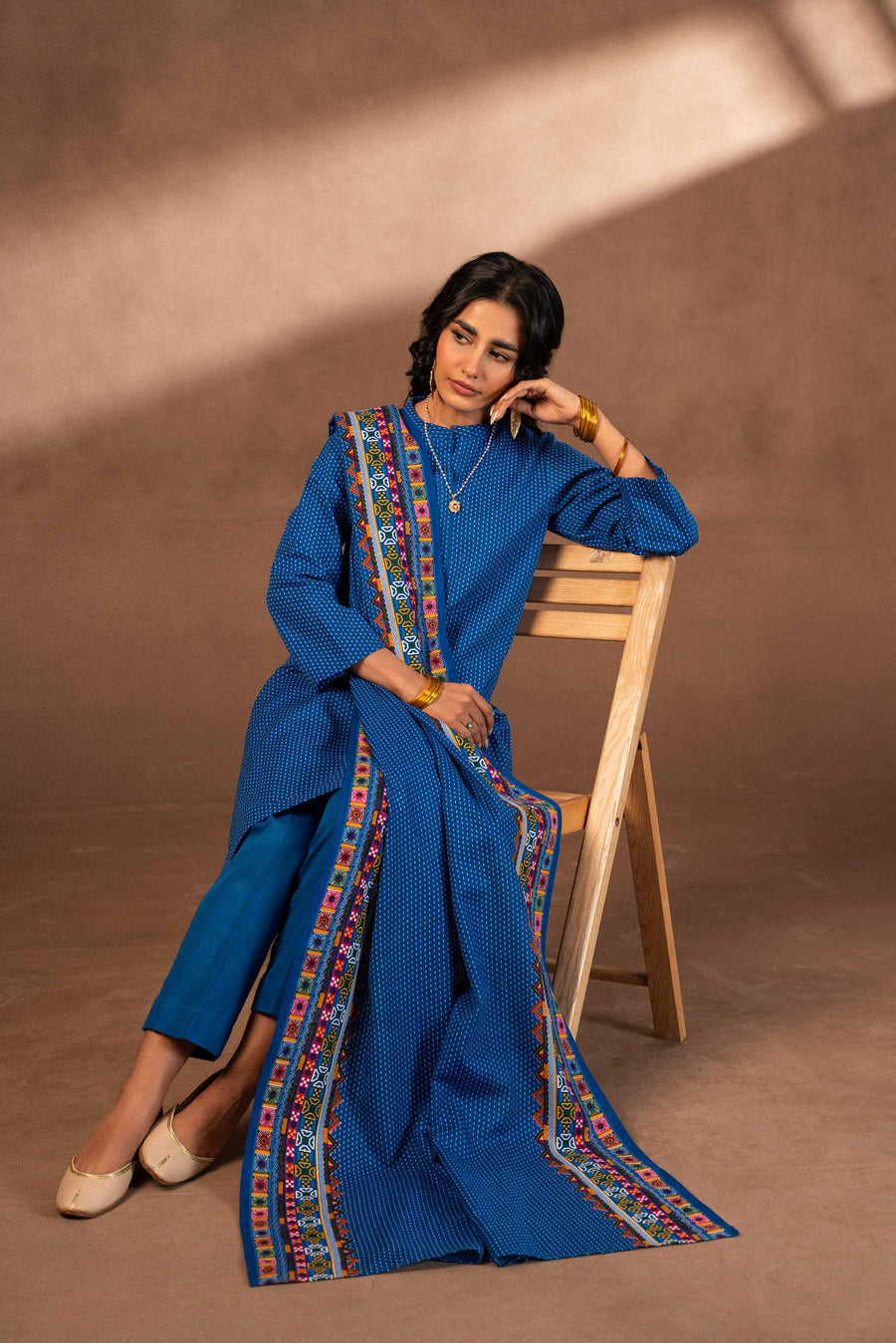 Nishat Winter Printed Khaddar Unstitched 3Pc Suit - 42306478