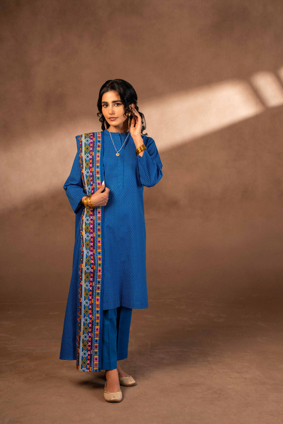 Nishat Winter Printed Khaddar Unstitched 3Pc Suit - 42306478