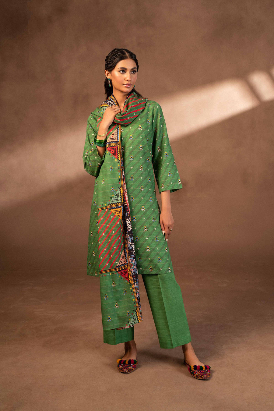 Nishat Winter Printed Khaddar Unstitched 3Pc Suit - 42306484