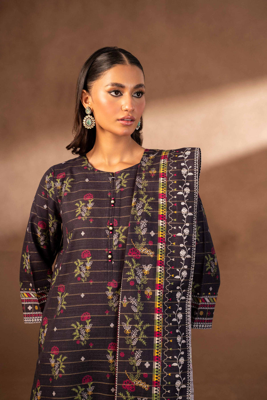 Nishat Winter Printed Khaddar Unstitched 3Pc Suit - 42306485