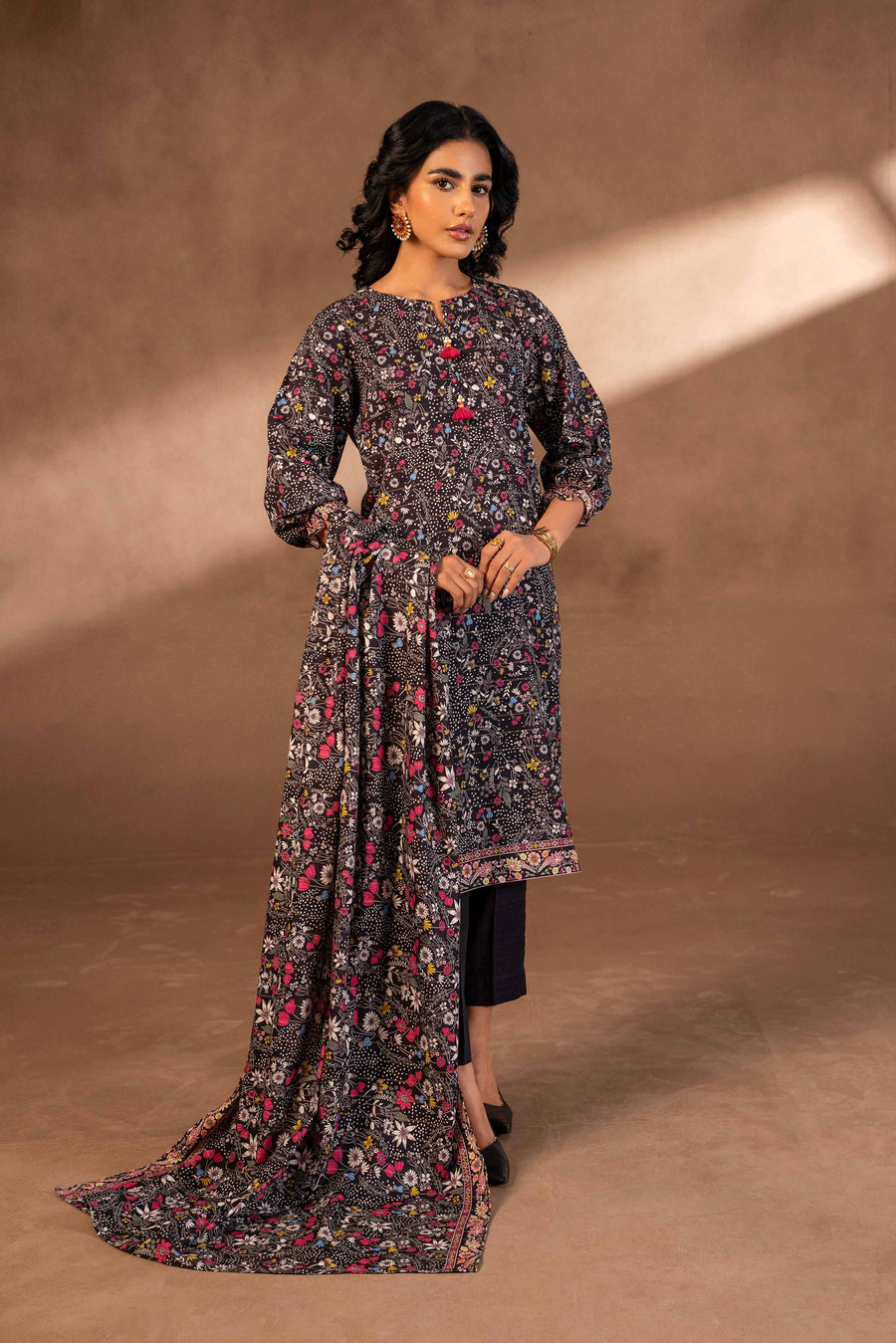 Nishat Winter Printed Khaddar Unstitched 3Pc Suit - 42306486