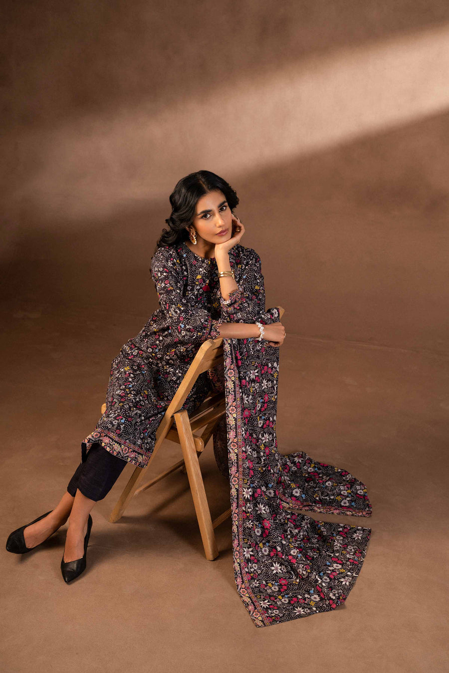 Nishat Winter Printed Khaddar Unstitched 3Pc Suit - 42306486