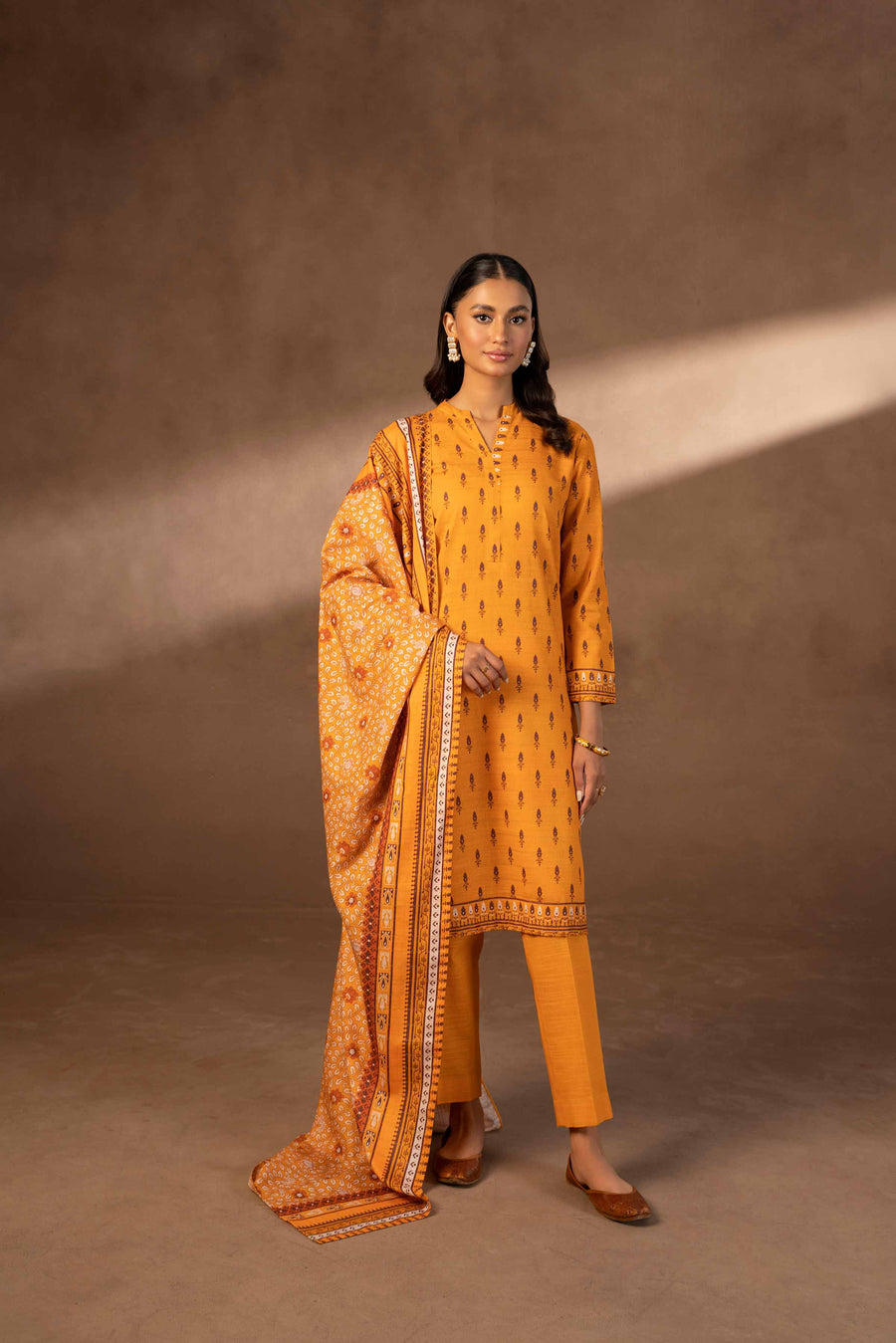 Nishat Winter Printed Khaddar Unstitched 3Pc Suit - 42306487