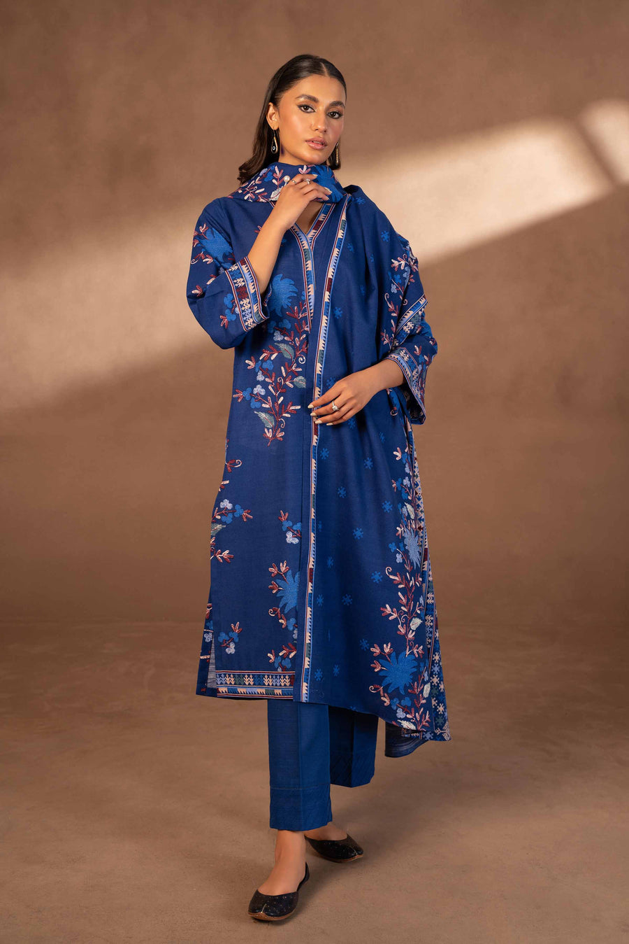 Nishat Winter Printed Khaddar Unstitched 3Pc Suit - 42306489