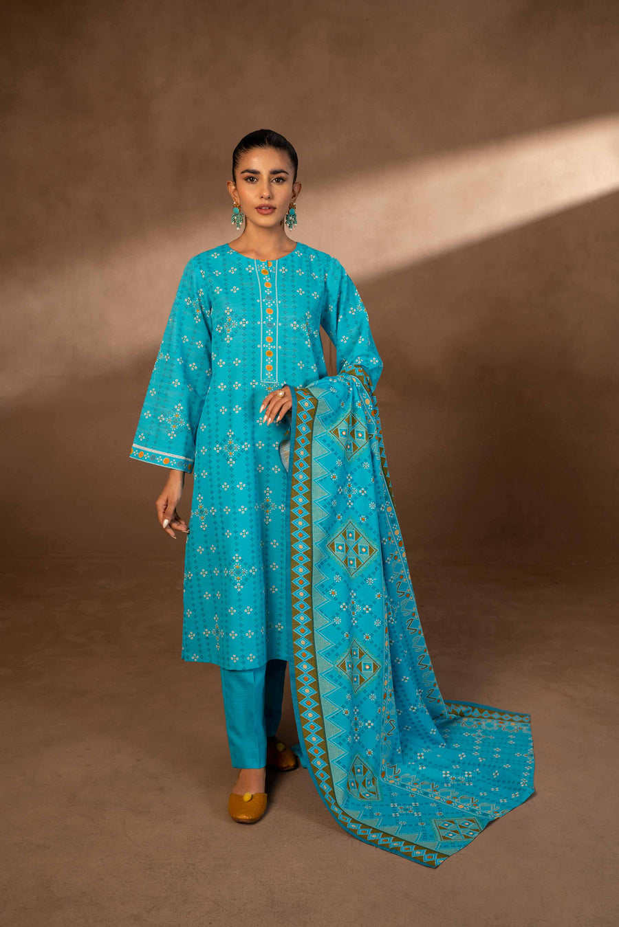 Nishat Winter Printed Khaddar Unstitched 3Pc Suit - 42306491