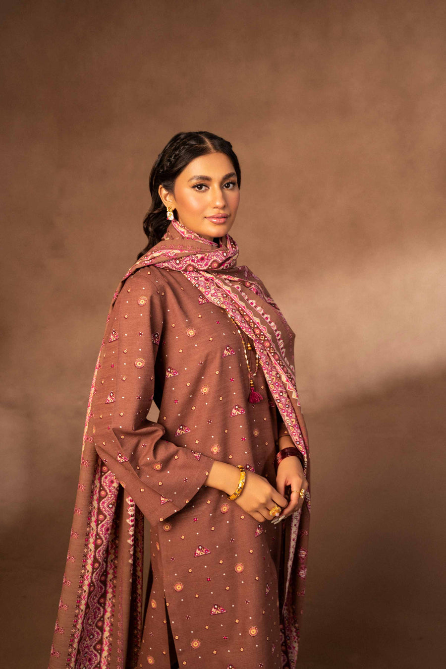 Nishat Winter Printed Khaddar Unstitched 3Pc Suit - 42306493