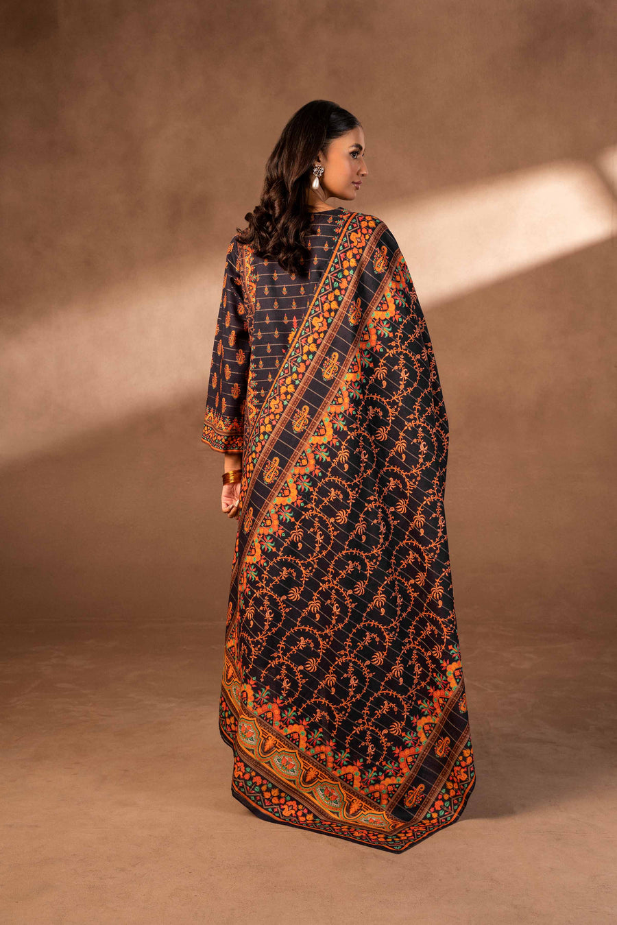 Nishat Winter Printed Khaddar Unstitched 3Pc Suit - 42306496