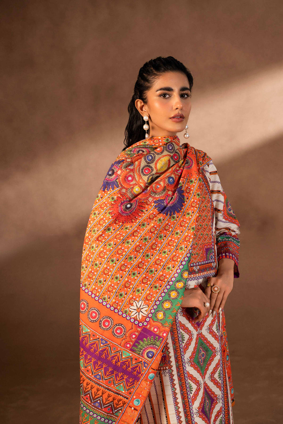 Nishat Winter Printed Khaddar Unstitched 3Pc Suit - 42306498