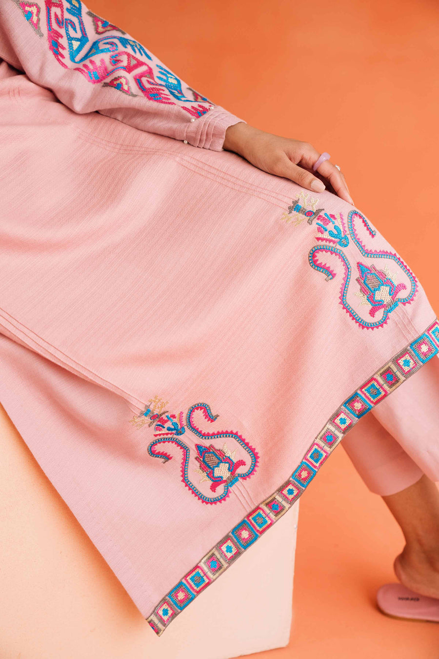 Nishat Spring it on Dyed Embroidered Unstitched 2Pc Suit - 42401003