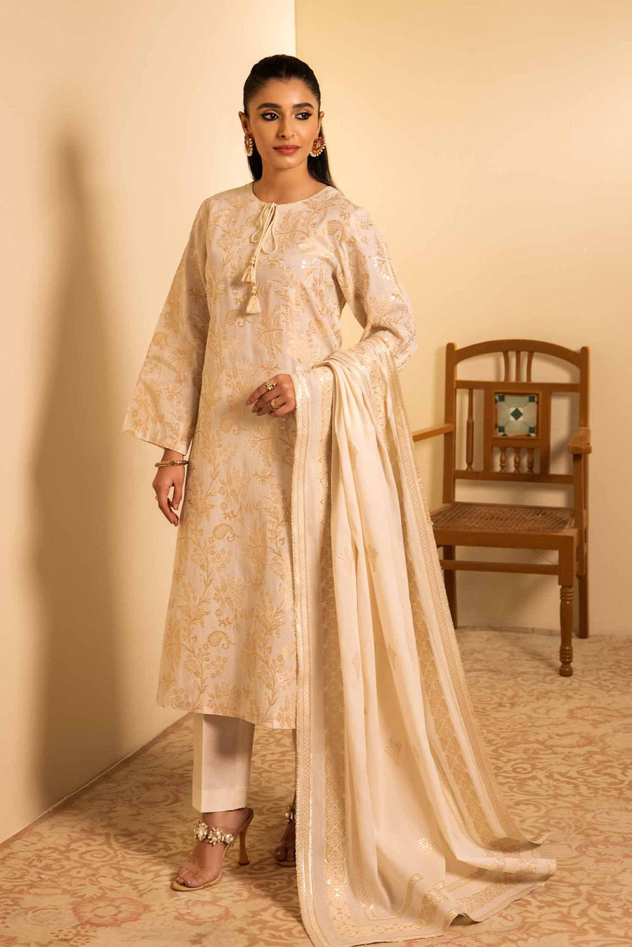 Nishat Spring it on Embroidered Jacquard Unstitched 2Pc Suit - 42401007