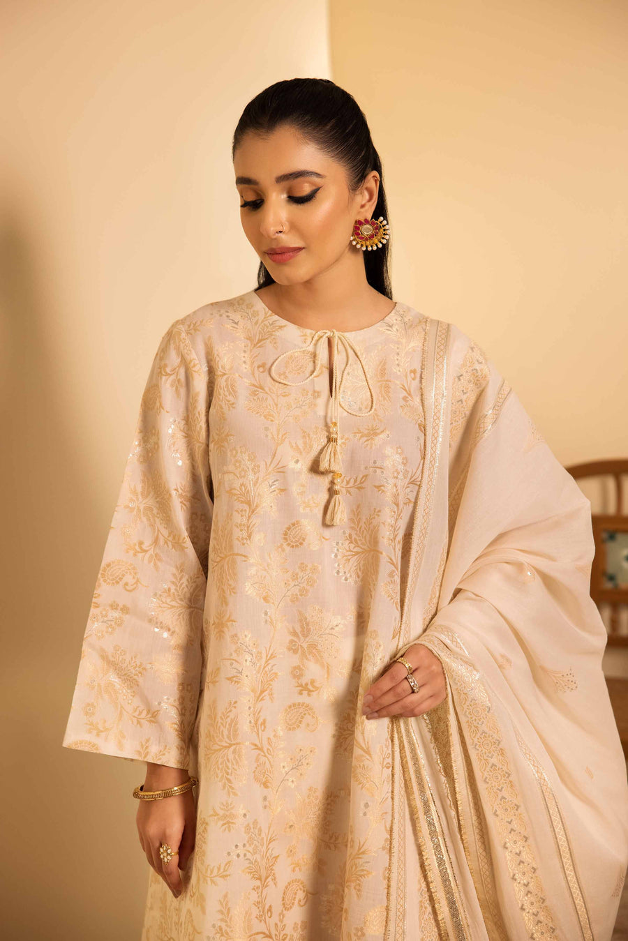 Nishat Spring it on Embroidered Jacquard Unstitched 2Pc Suit - 42401007