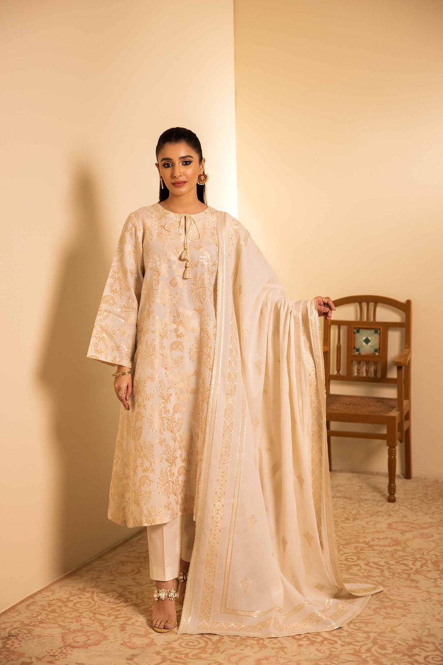Nishat Spring it on Embroidered Jacquard Unstitched 2Pc Suit - 42401007
