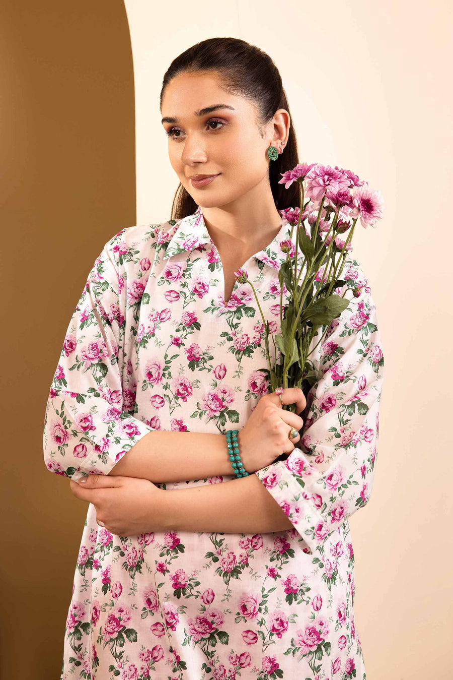 Nishat Spring it on Printed Cambric Unstitched 2Pc Suit - 42401011