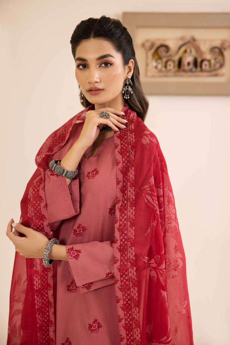 Nishat Spring it on Embroidered Cambric Unstitched 3Pc Suit - 42401032
