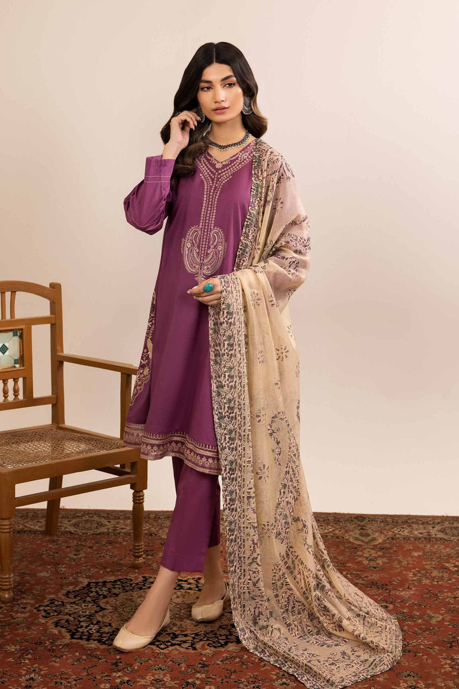Nishat Spring it on Embroidered Cambric Unstitched 3Pc Suit - 42401034