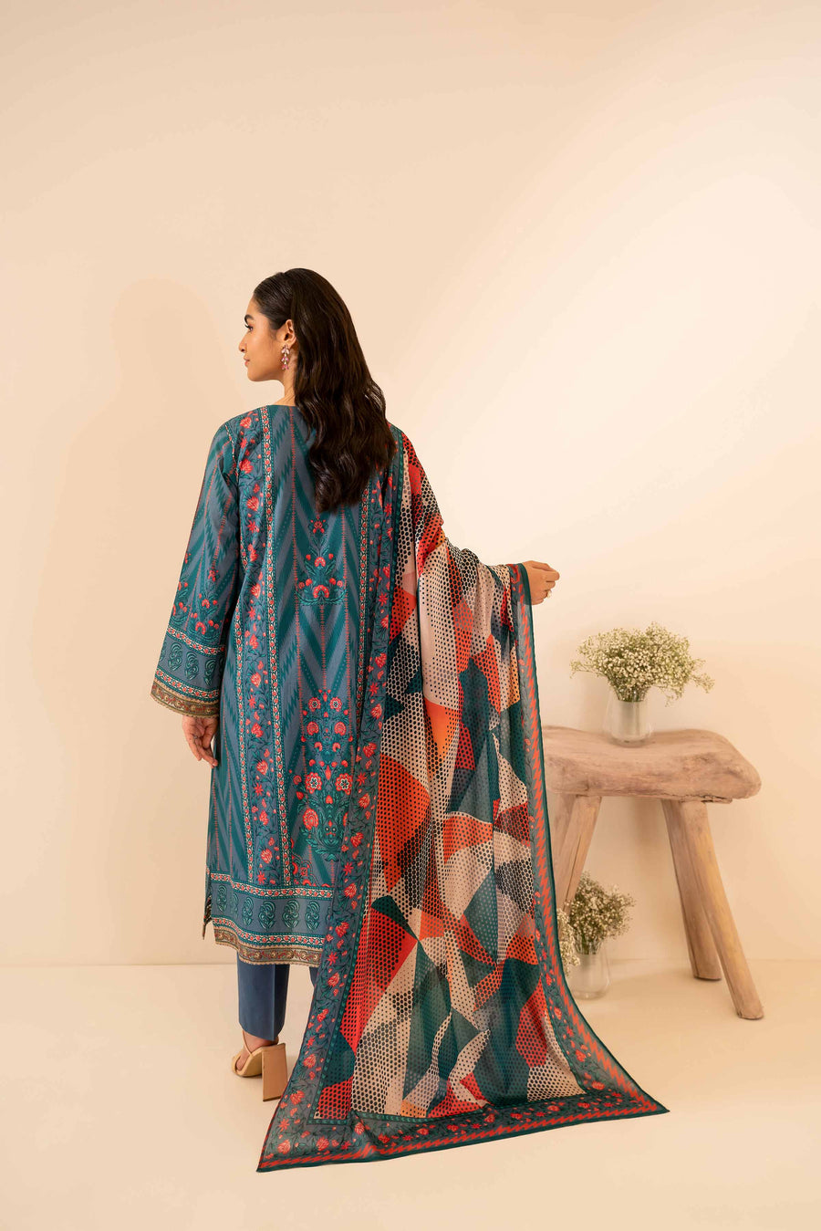 Nishat Summer Unstitched Embroidered Lawn 3Pc Suit - 42401041