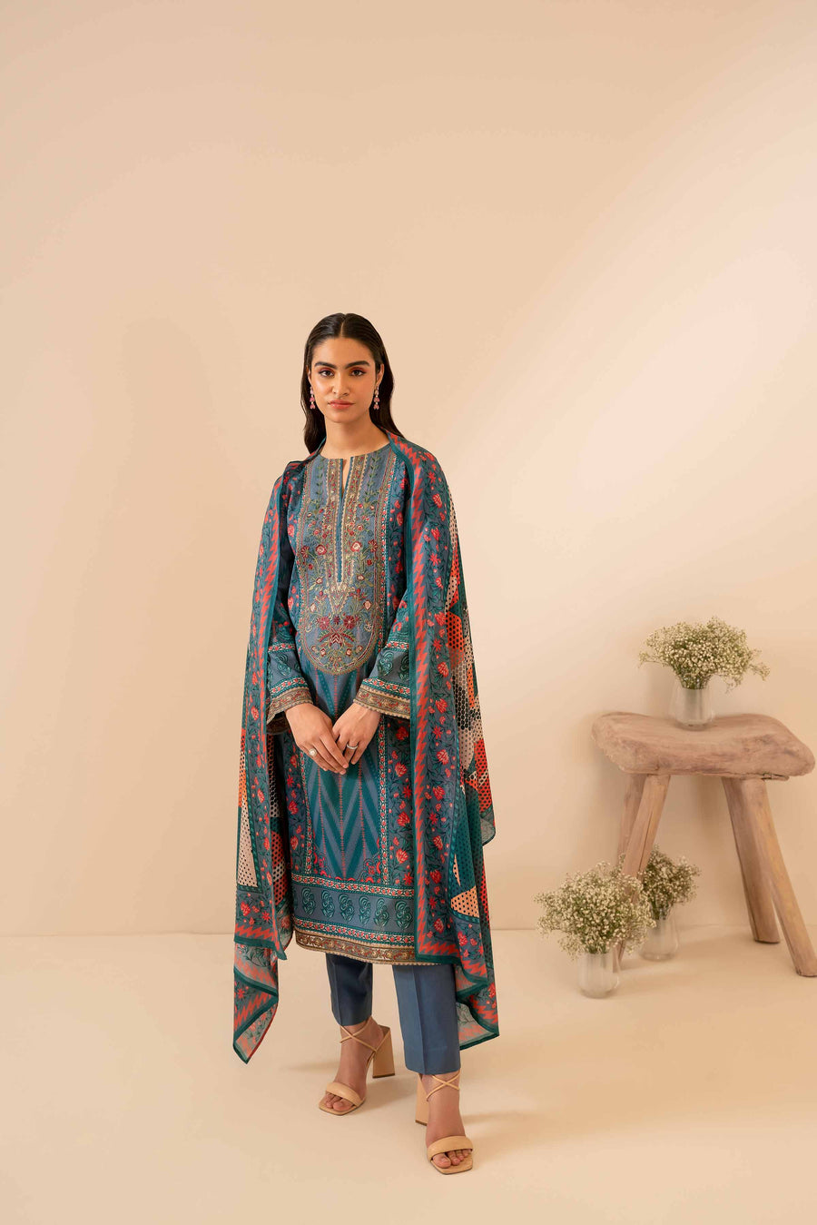 Nishat Summer Unstitched Embroidered Lawn 3Pc Suit - 42401041