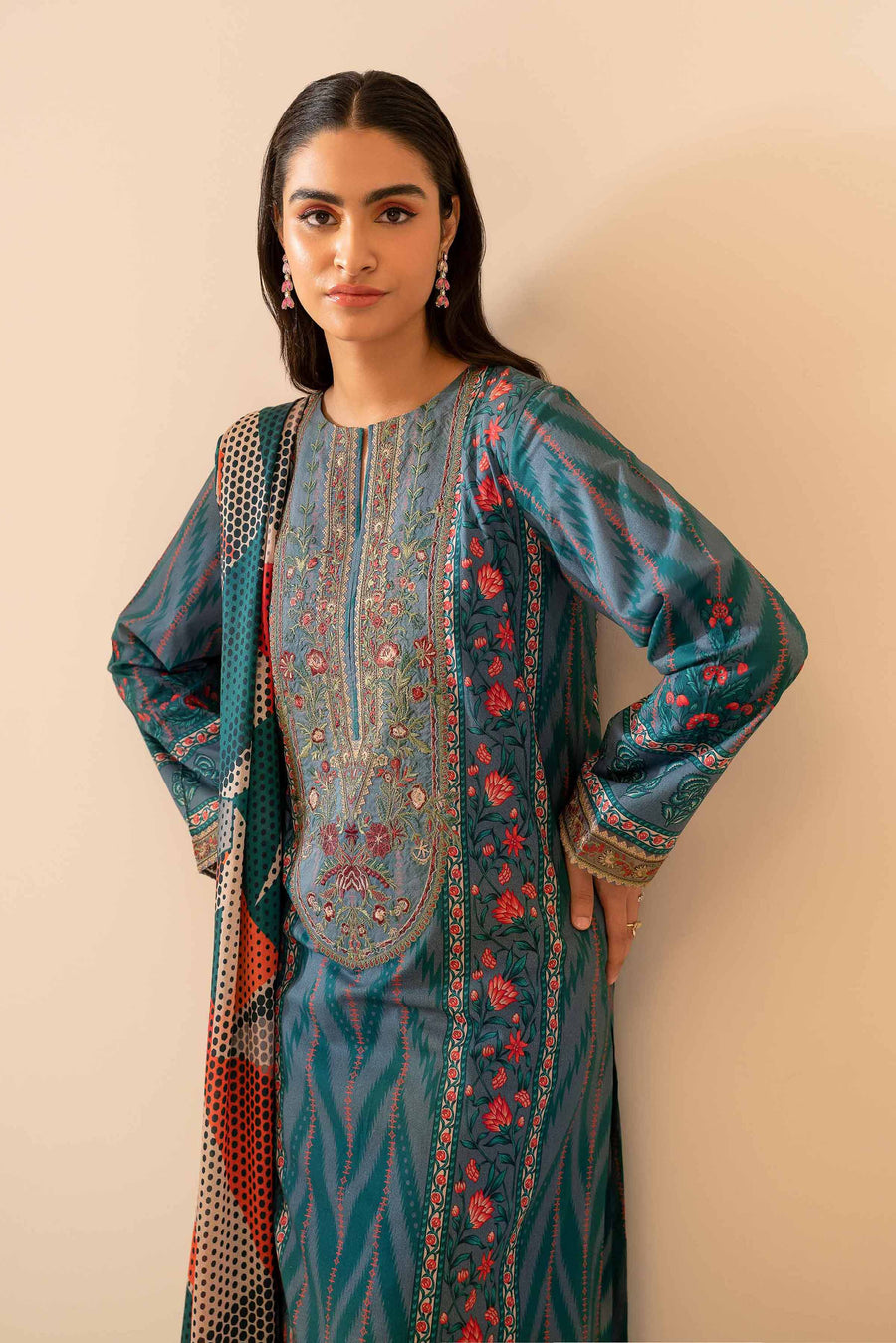 Nishat Summer Unstitched Embroidered Lawn 3Pc Suit - 42401041