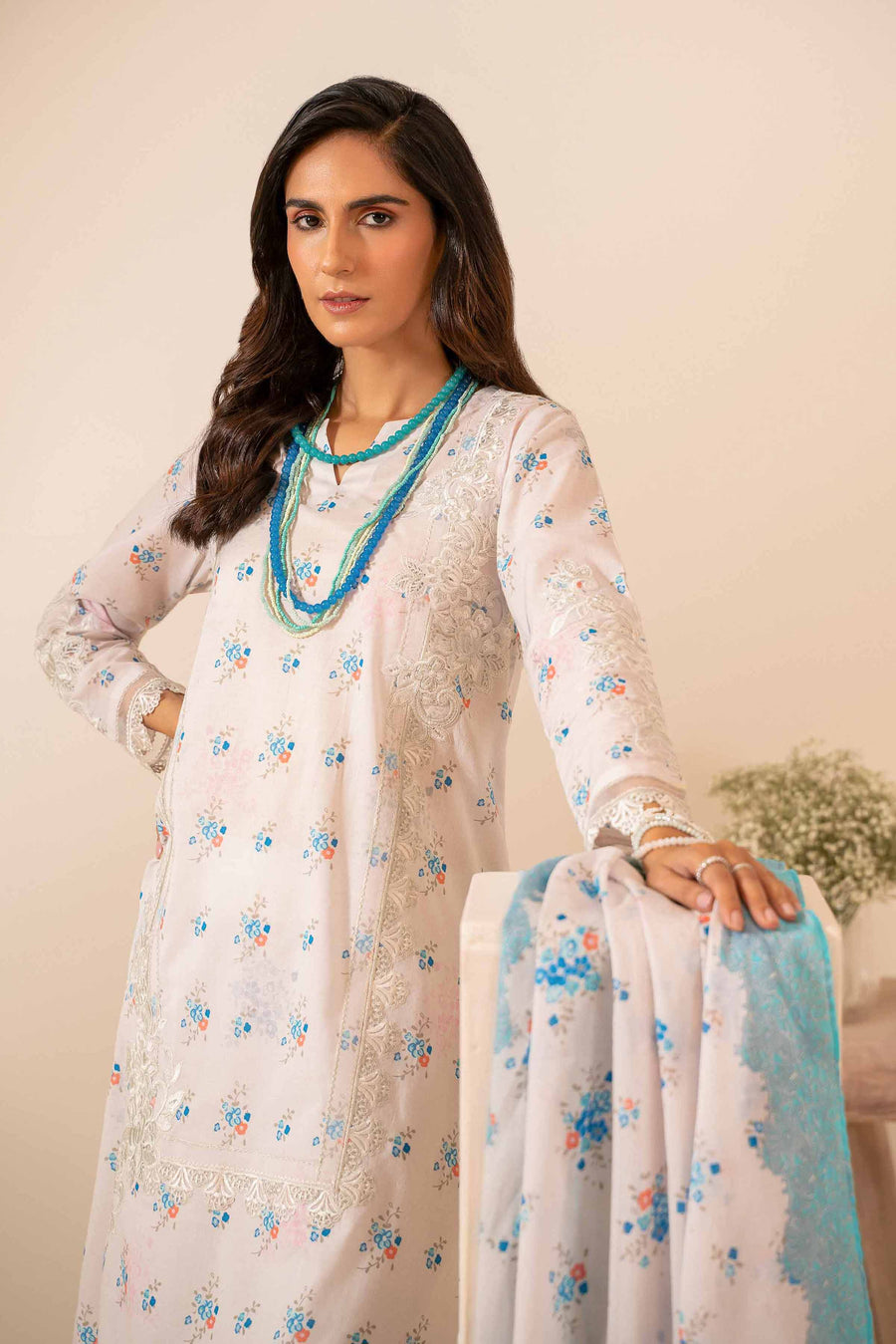 Nishat Summer Unstitched Embroidered Lawn 3Pc Suit - 42401046