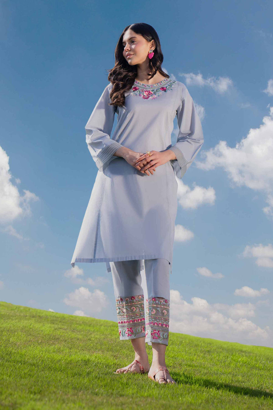 Nishat Summer Unstitched Embroidered Cambric 2Pc Suit - 42401058